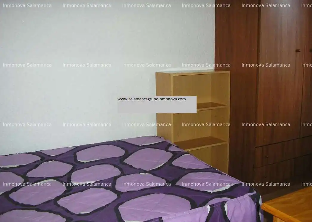 Bedroom of Flat for rent in Almendra  with Heating and Furnished