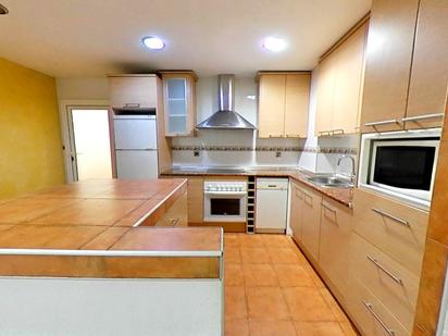 Kitchen of Flat for sale in Vilafranca del Penedès  with Air Conditioner