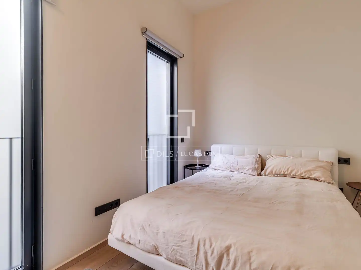 Bedroom of Flat for sale in Barcelona  with Air Conditioner, Heating and Furnished