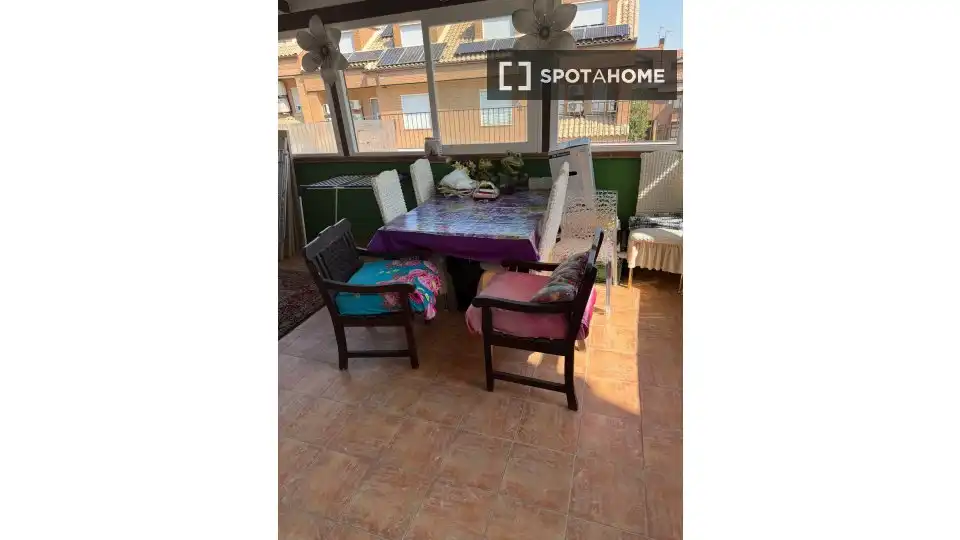 Terrace of Flat for share in Leganés  with Air Conditioner, Heating and Furnished