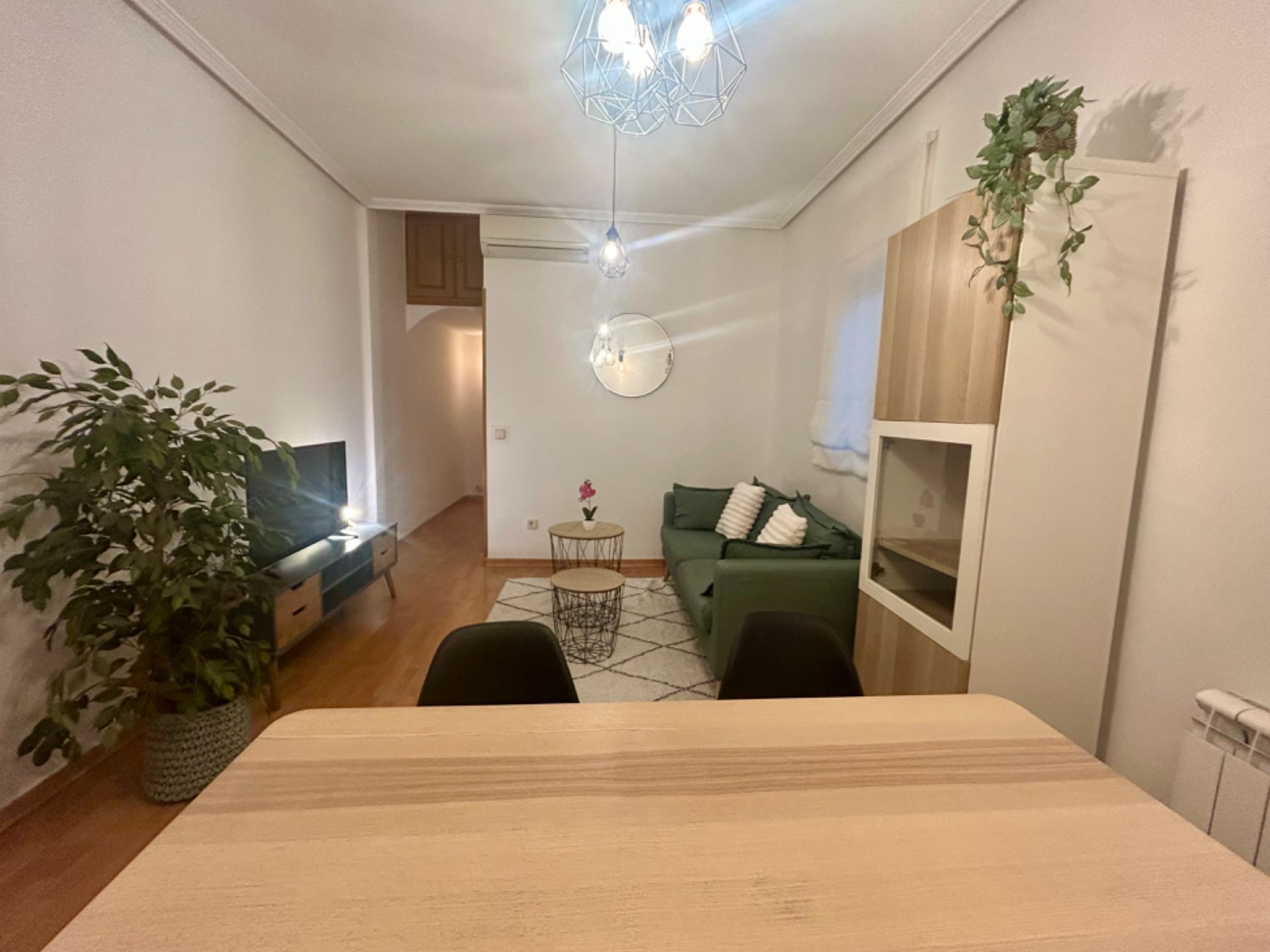 Flat to rent in Calle de Jerónima Llorente, Bellas Vistas