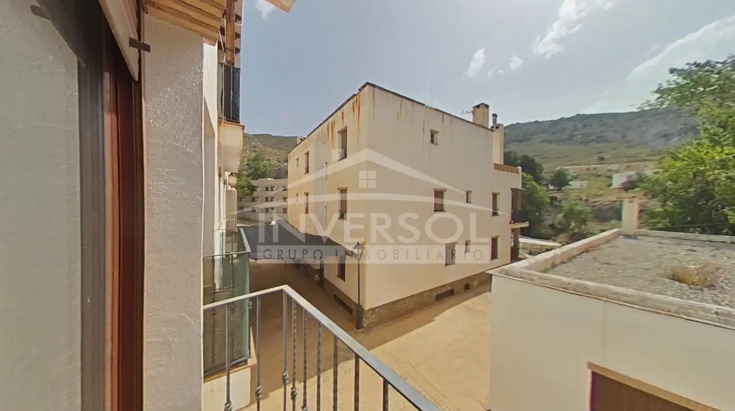 Vista exterior de Piso en venta en Paterna del Río