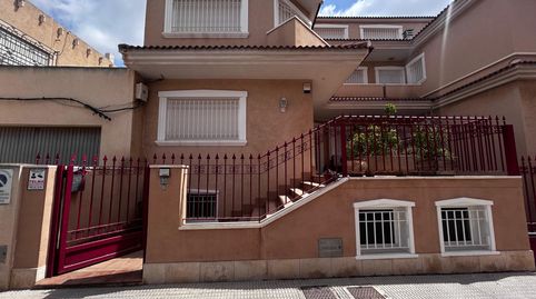 Foto 2 de Casa adosada en venda a Calle Sagasta, 17, Los Dolores, Cartagena