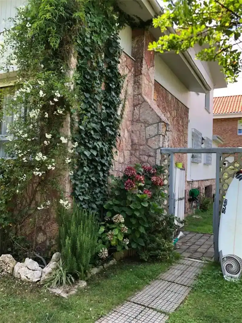 Jardí de Casa o xalet en venda en Castrillón
