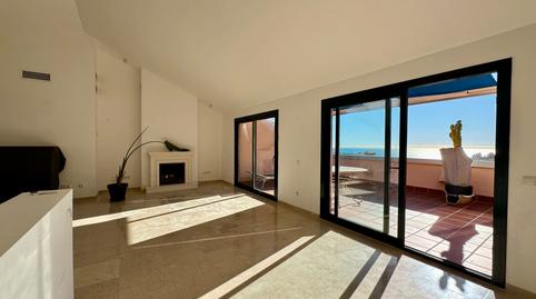 Foto 4 de Dúplex en venda a Calle Don José de Orbaneja, Calahonda, Málaga