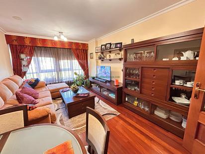 Living room of Flat for sale in Pontevedra Capital 