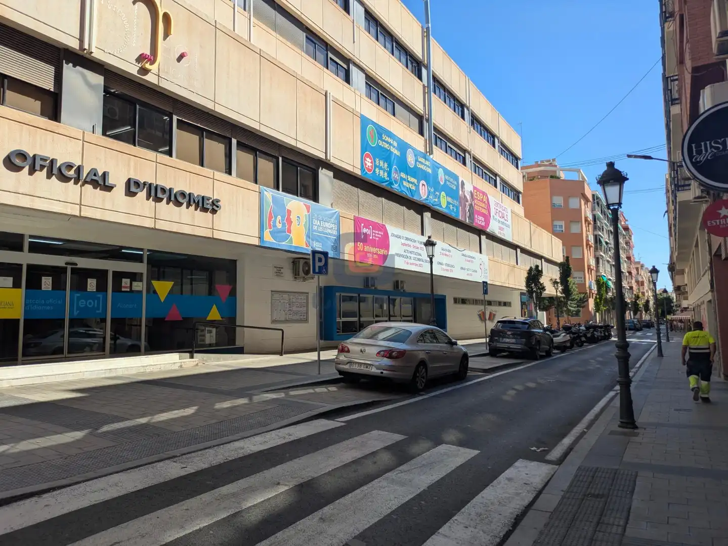 Außenansicht von Wohnungen zum Verkauf in Alicante / Alacant mit Klimaanlage, Heizung und Abstellraum