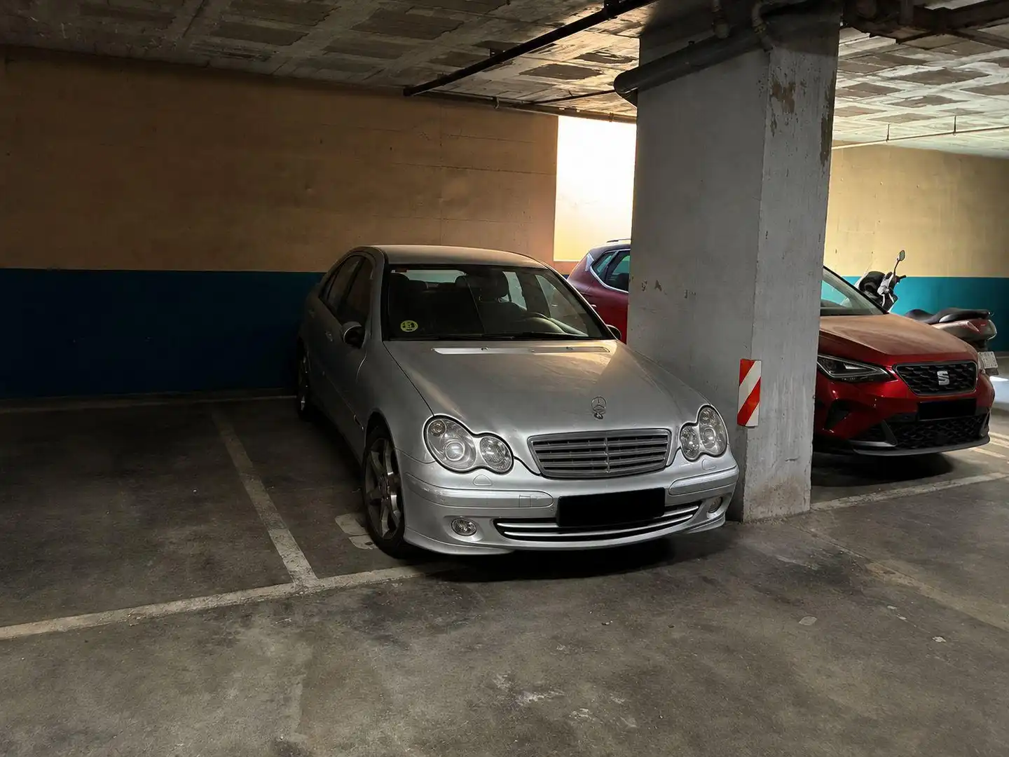 Individual with lift for sale in Carretera Reial 106