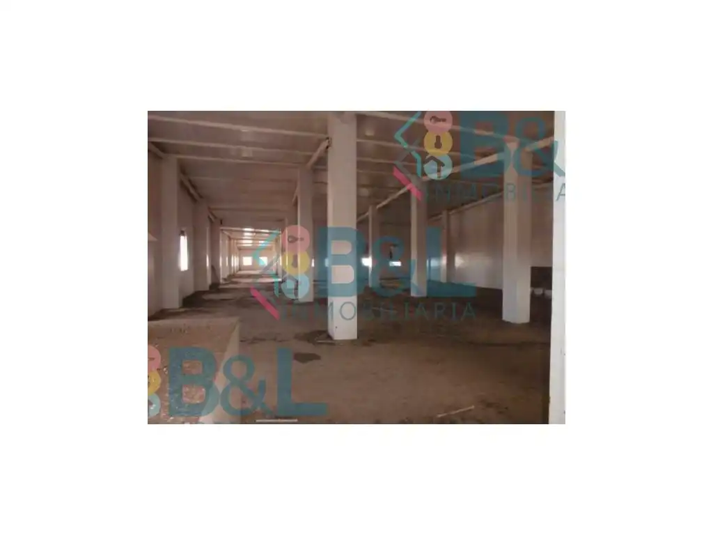 Nau industrial en venda en Rosal de la Frontera