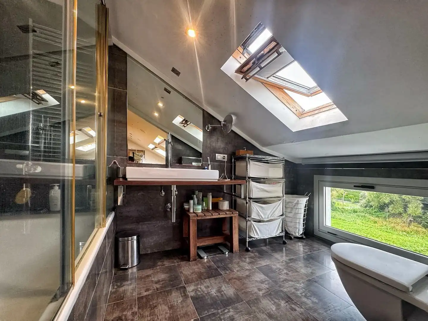 Bathroom of Flat for sale in O Grove    with Heating, Terrace and Furnished