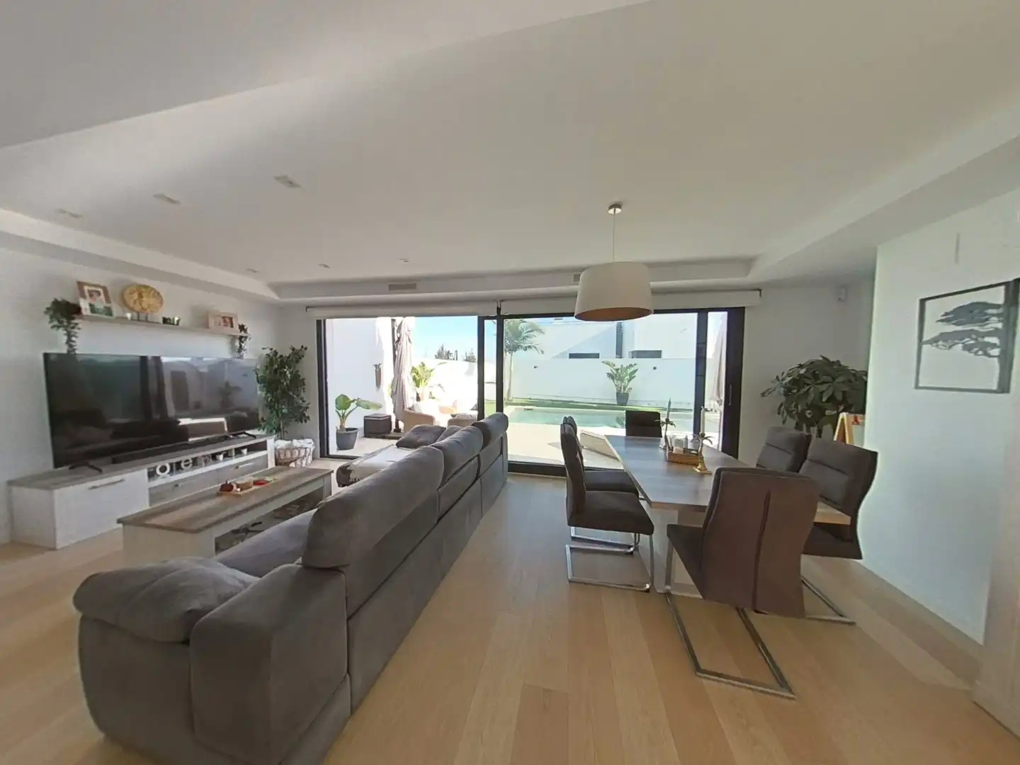 Sala de estar de Casa adosada en venta en Alhaurín de la Torre con Aire acondicionado, Jardín privado y Terraza