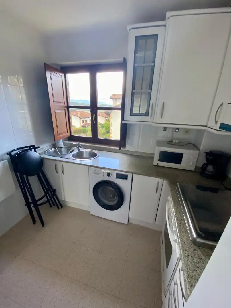 Kitchen of Flat for sale in San Vicente de la Barquera  with Heating, Parquet flooring and Furnished