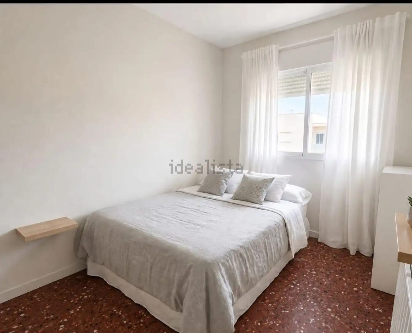 Dormitori de Apartament en venda en Aldaia amb Balcó