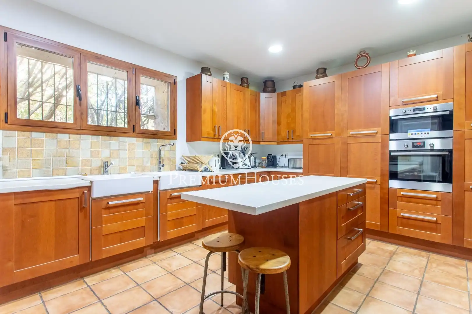 Cuina de Casa o xalet en venda en Sant Andreu de Llavaneres amb Aire condicionat, Calefacció i Jardí privat