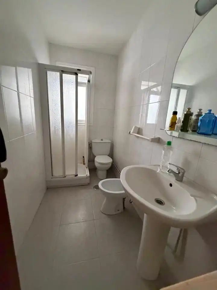 Bathroom of Flat for sale in A Coruña Capital   with Heating, Terrace and Storage room