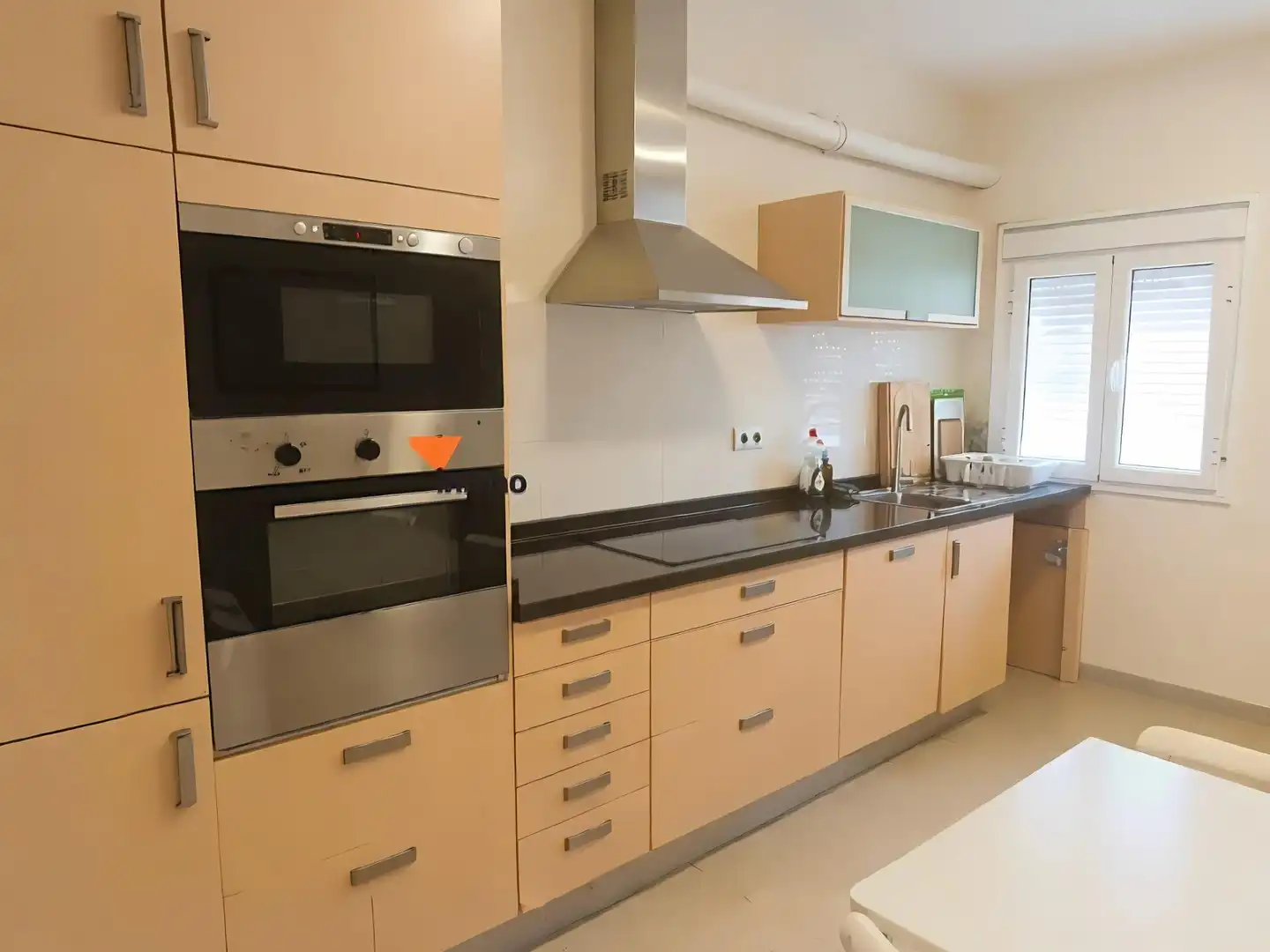 Küche von Wohnung zur Miete in Sevilla mit Klimaanlage