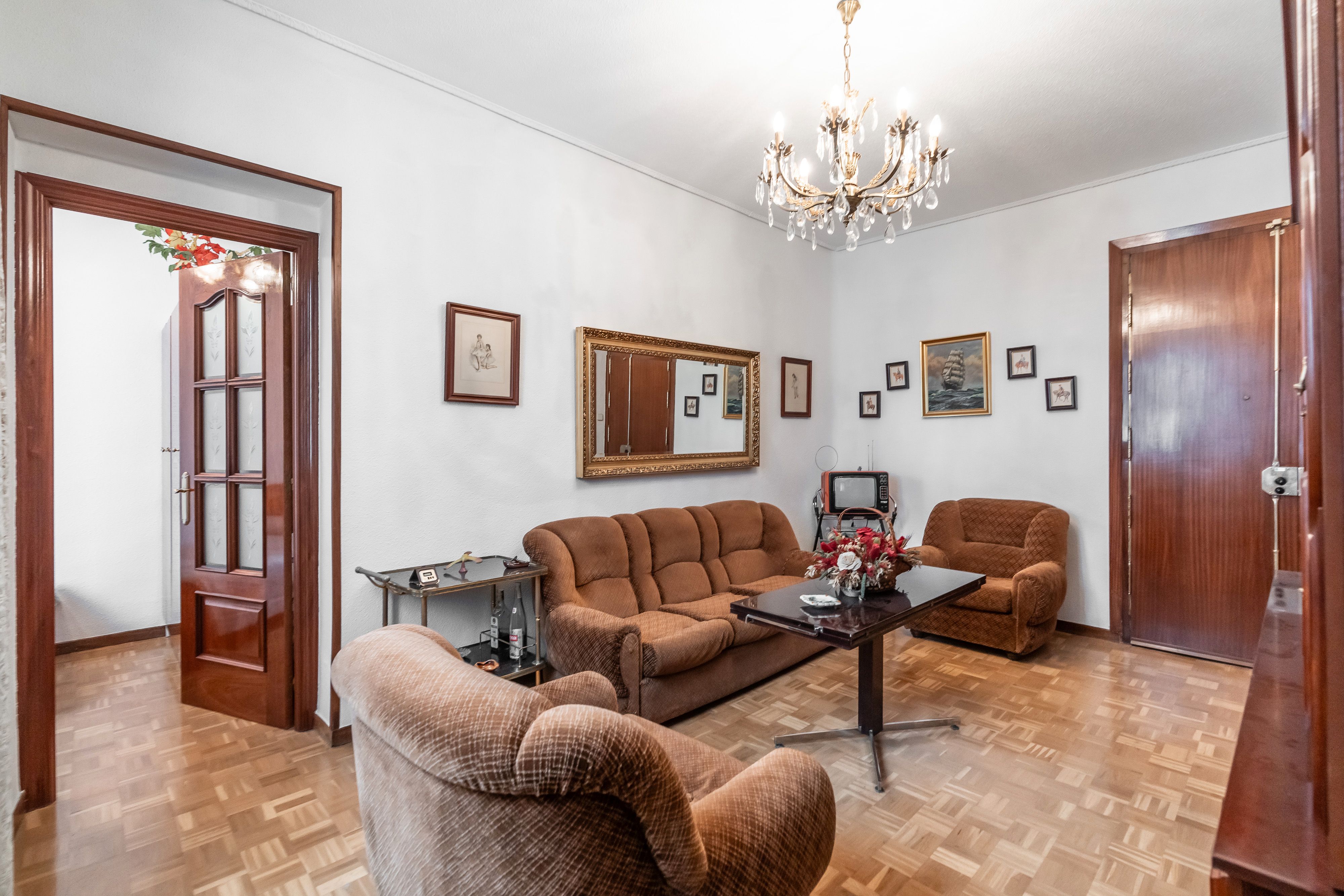 Living room of Flat for sale in  Madrid Capital  with Heating