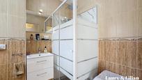 Bathroom of House or chalet for sale in Empuriabrava  with Air Conditioner, Heating and Terrace