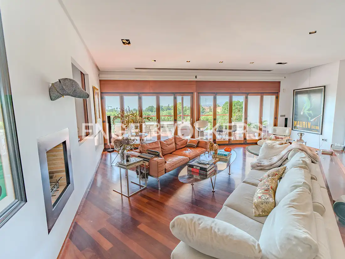Sala d'estar de Casa o xalet en venda en Elche / Elx amb Aire condicionat, Calefacció i Jardí privat