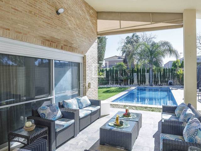Casa-chalet en Venta en Torre en Conill - Cumbres de San Antonio
