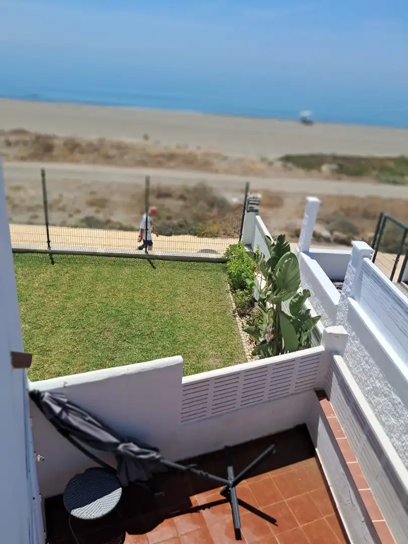 Terrassa de Casa adosada en venda en Estepona amb Aire condicionat, Terrassa i Traster