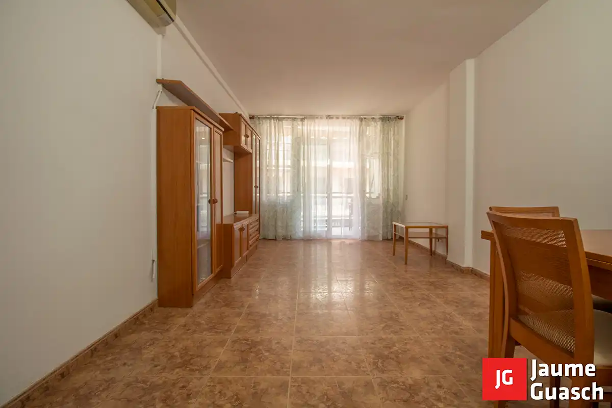 Sala de estar de Piso en venta en Torredembarra con Aire acondicionado, Calefacción y Terraza