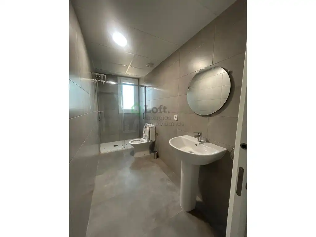 Bany de Apartament de lloguer en Badajoz amb Terrassa i Piscina comunitària