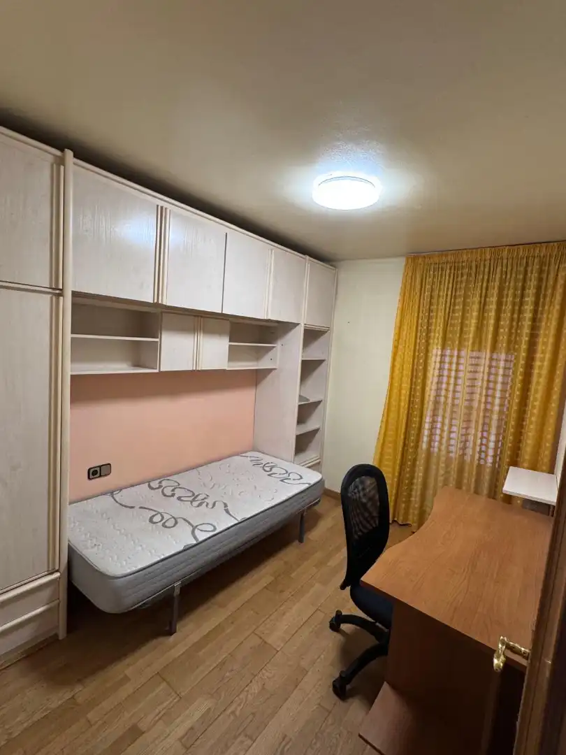 Bedroom of Flat for rent in Lleida  with Air Conditioner, Heating and Terrace