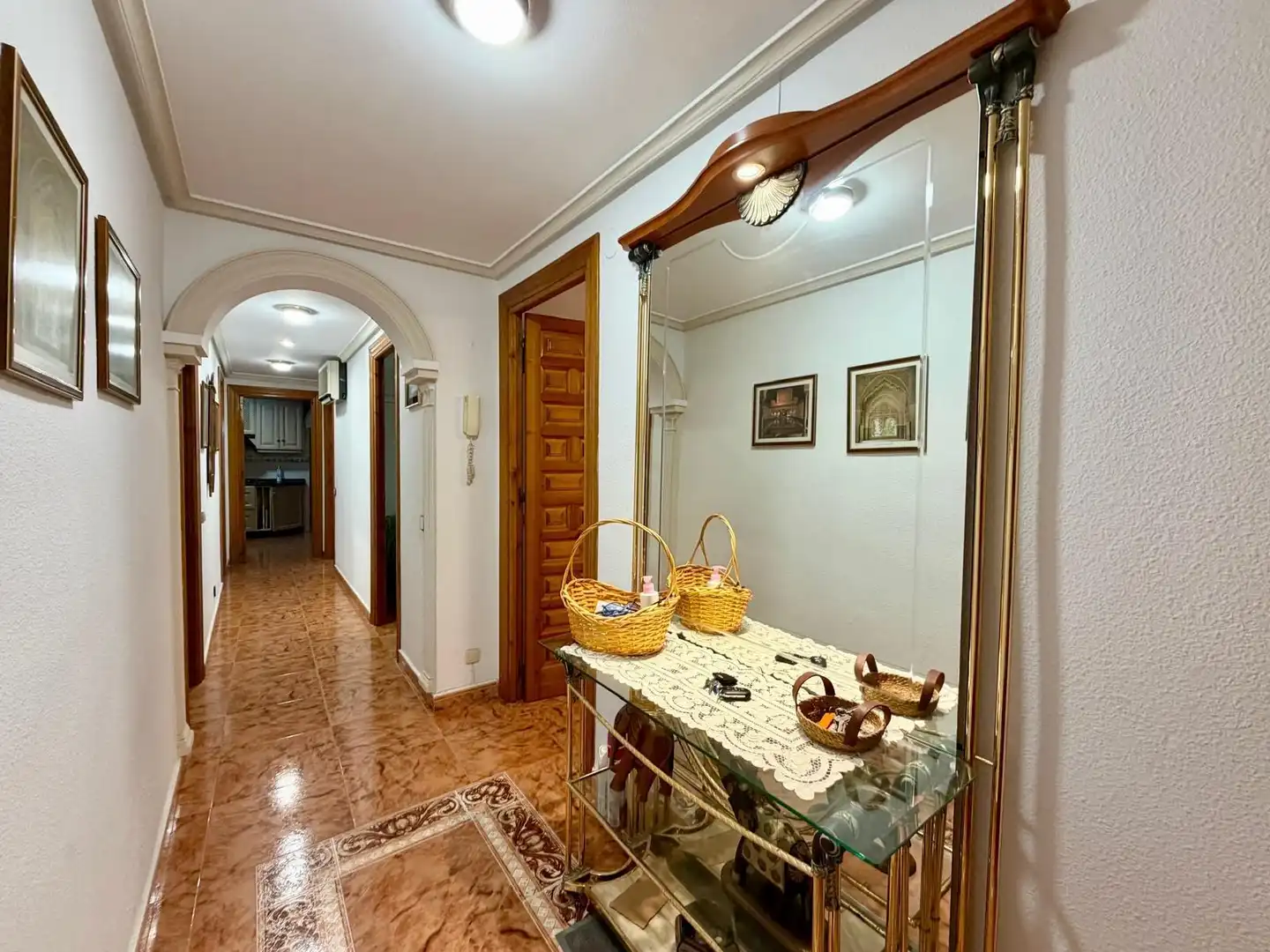 Piso en venta en Roquetas de Mar con Terraza