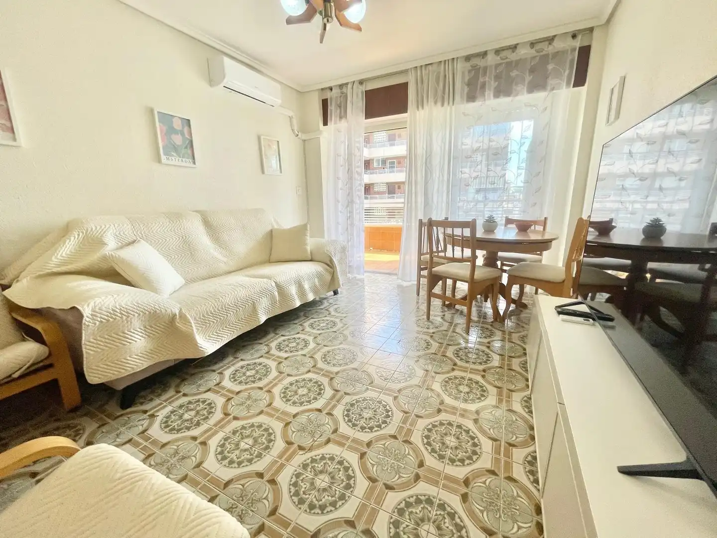 Living room of Apartments for rent in Torrevieja  with Air Conditioner, Heating and Terrace