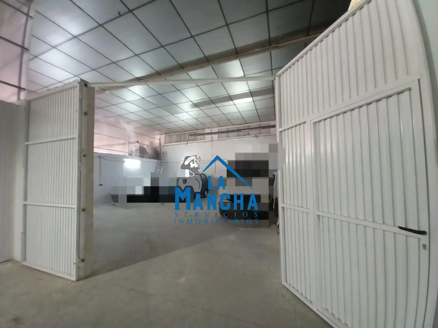 Fabrikhallen zur Miete in Albacete