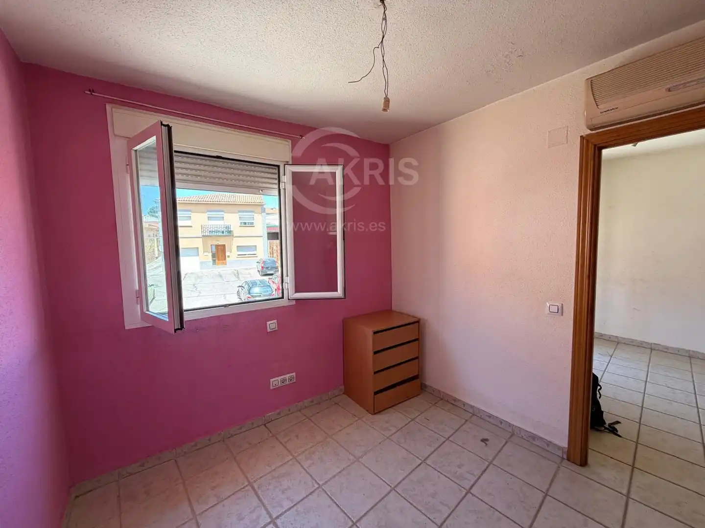 Habitación de Dúplex en venta en Villaluenga de la Sagra con Aire acondicionado, Terraza y Alarma