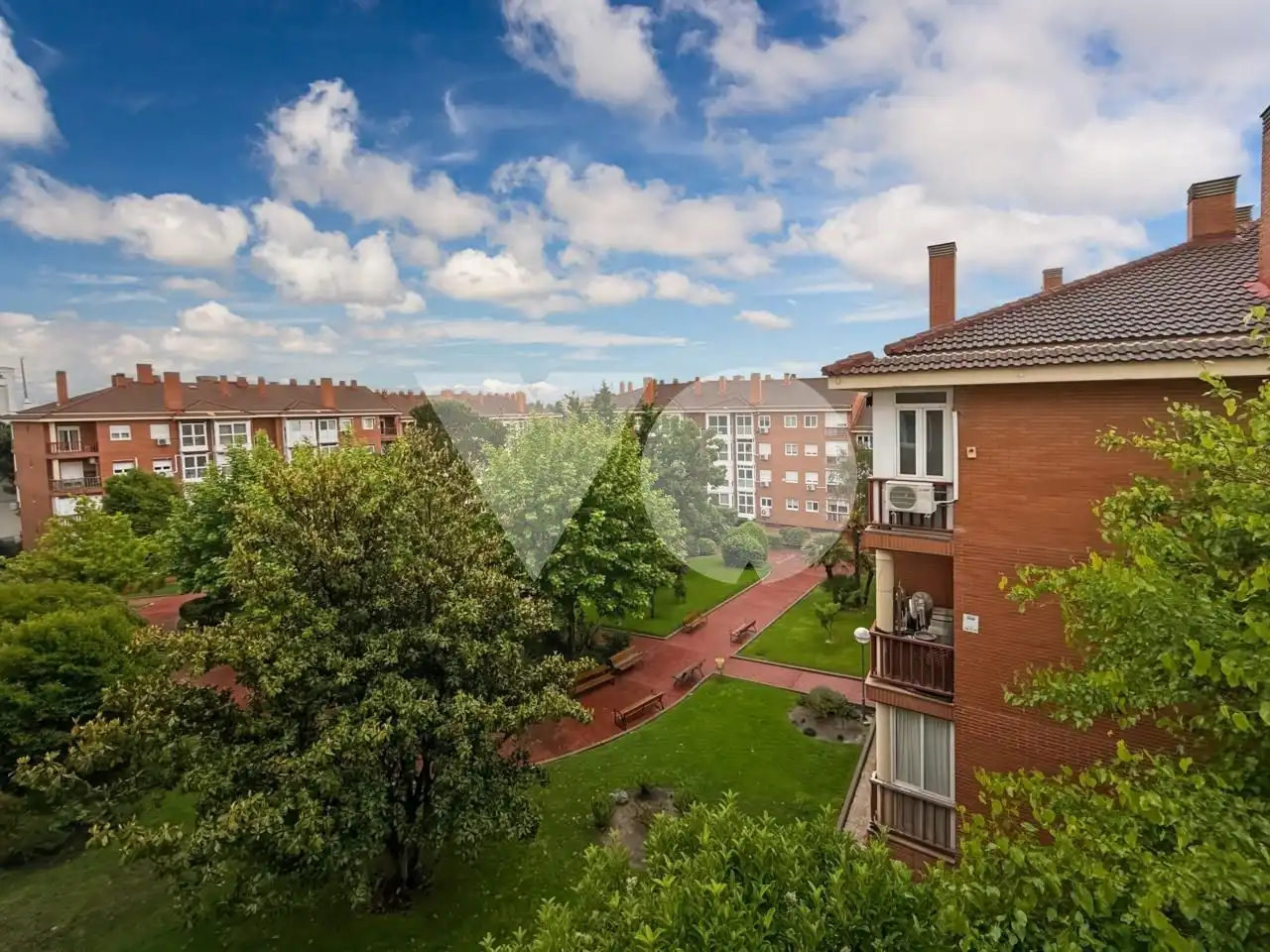 Vista exterior de Piso en venta en  Madrid Capital con Aire acondicionado, Calefacción y Parquet
