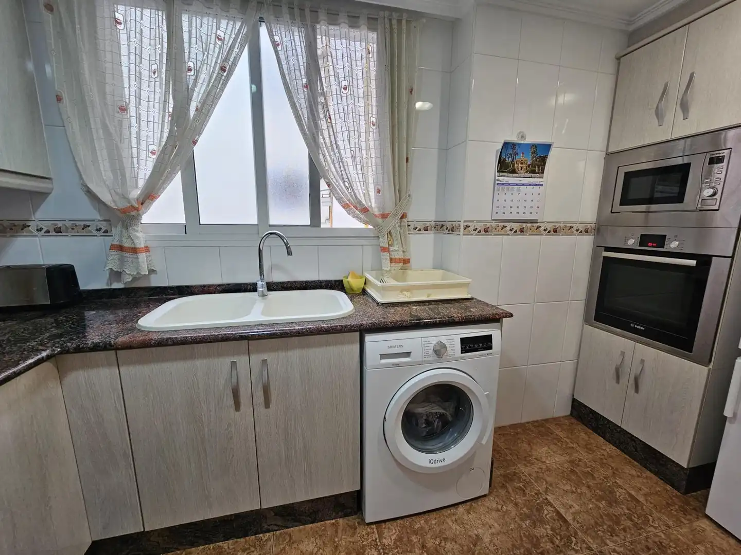 Kitchen of Flat for sale in Valencia  with Air Conditioner, Furnished and Balcony