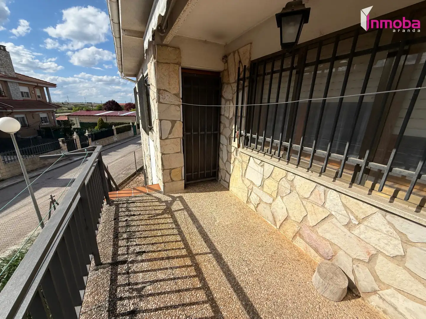 Terrassa de Casa o xalet en venda en Fuentespina amb Calefacció, Jardí privat i Terrassa