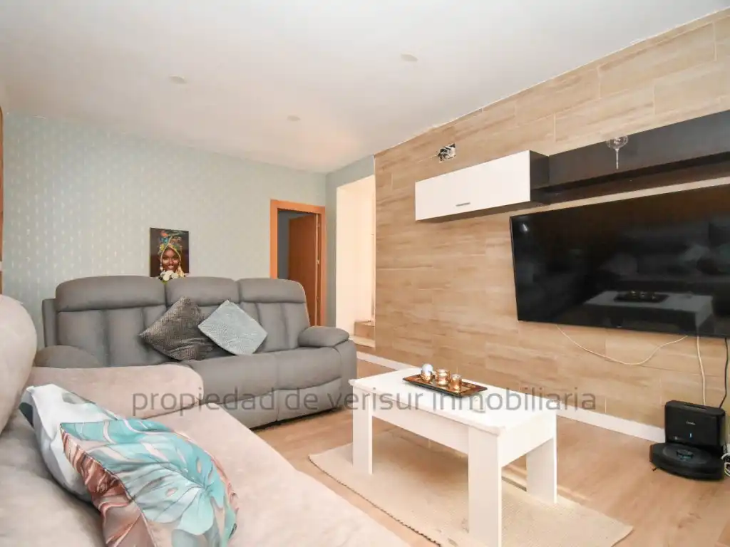 House for sale in Casco Antiguo