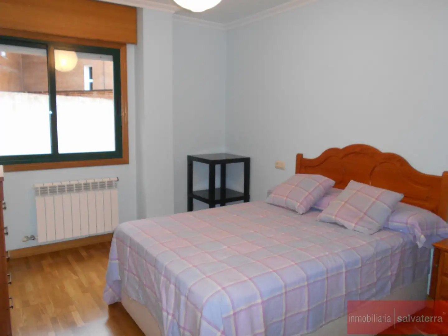 Habitación de Piso de alquiler en As Neves   con Calefacción