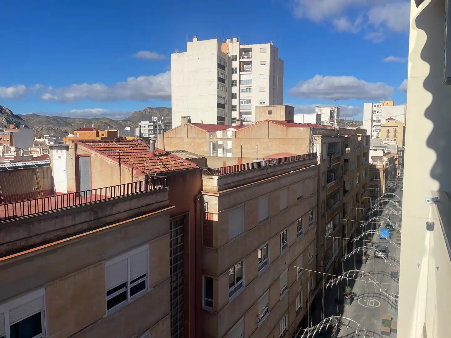 Vista exterior de Pis en venda en Elda amb Aire condicionat i Balcó