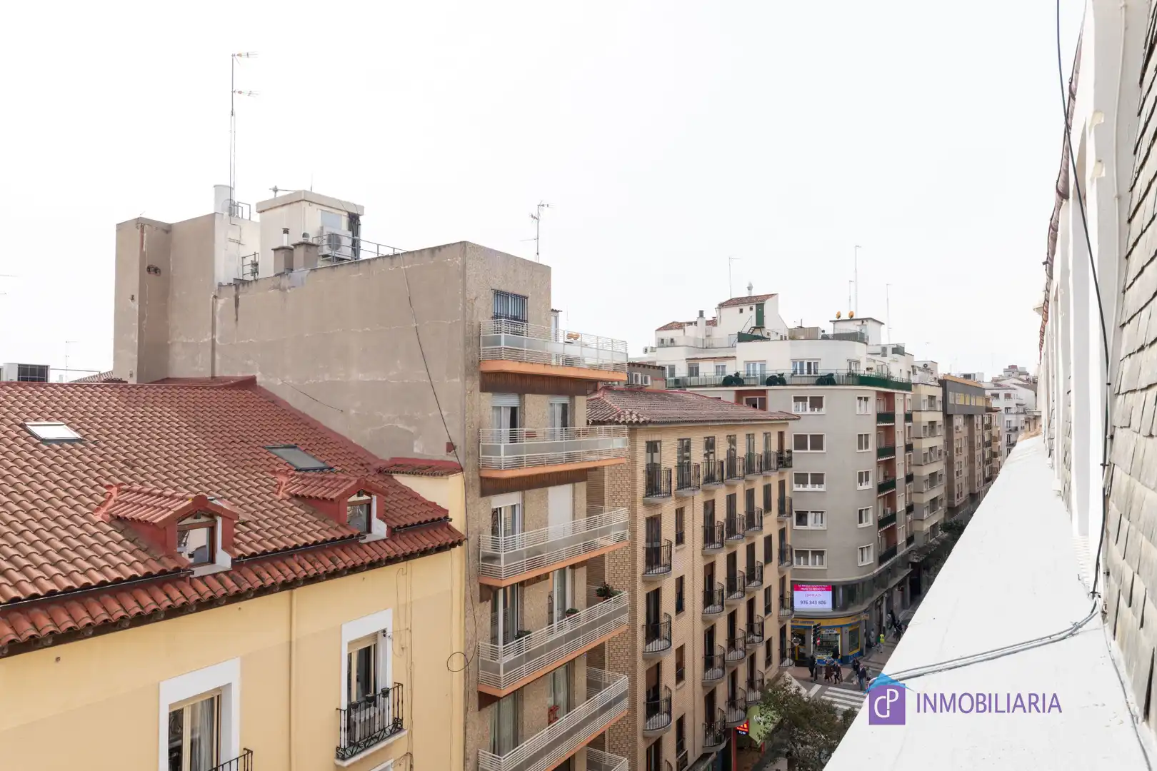 Vista exterior de Piso en venta en Zaragoza con Aire acondicionado, Calefacción y Horno