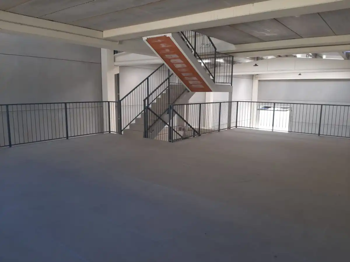 Nave industrial en alquiler en Cerro - Amate, imagen 2