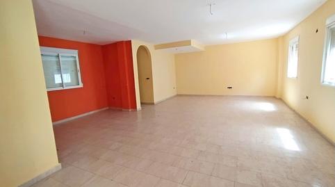 Foto 3 de Casa adosada en venta en Nuestra Señora del Carmen, Este, Badajoz