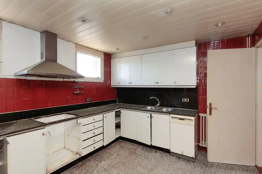 Kitchen of Flat for sale in Terrassa