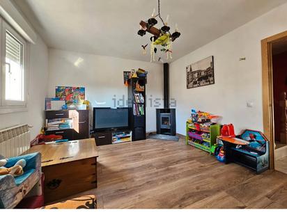Living room of House or chalet for sale in Condado de Treviño  with Heating, Private garden and Swimming Pool