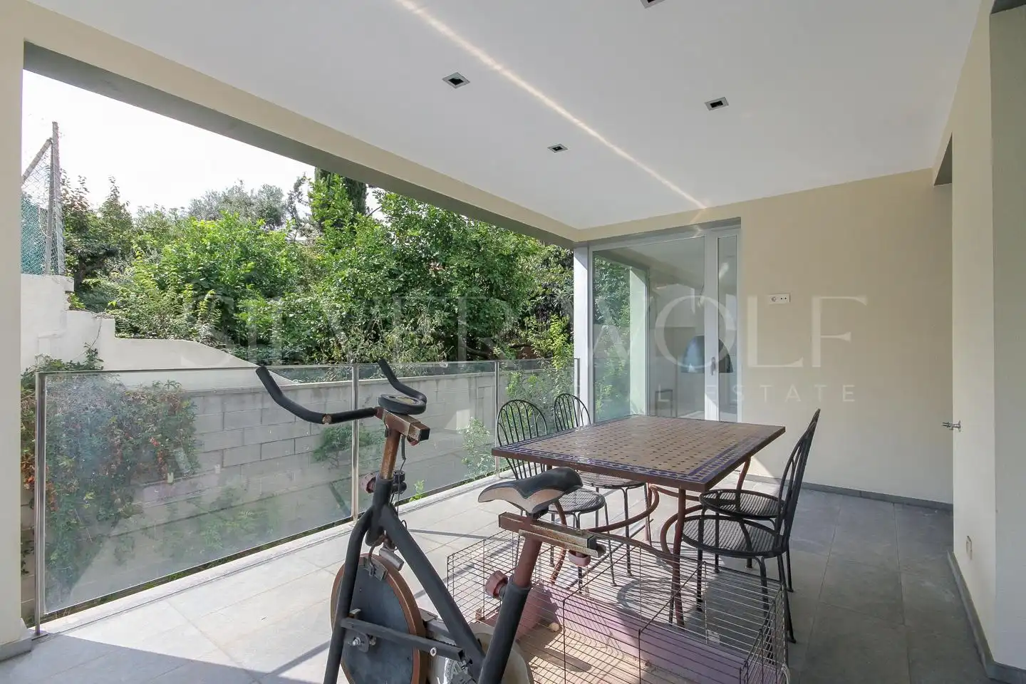 Terraza de Casa o chalet en venta en Santa Coloma de Gramenet con Aire acondicionado, Calefacción y Jardín privado