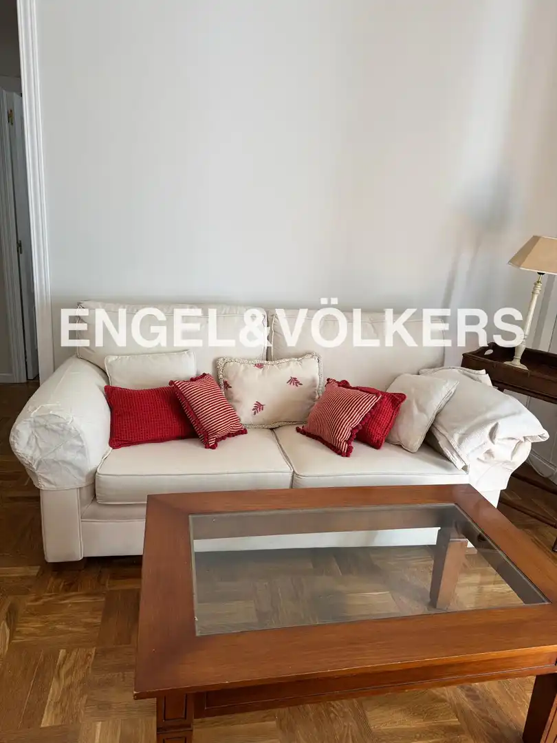 Wohnzimmer von Wohnung zur Miete in Madrid mit Klimaanlage, Heizung und Parkett