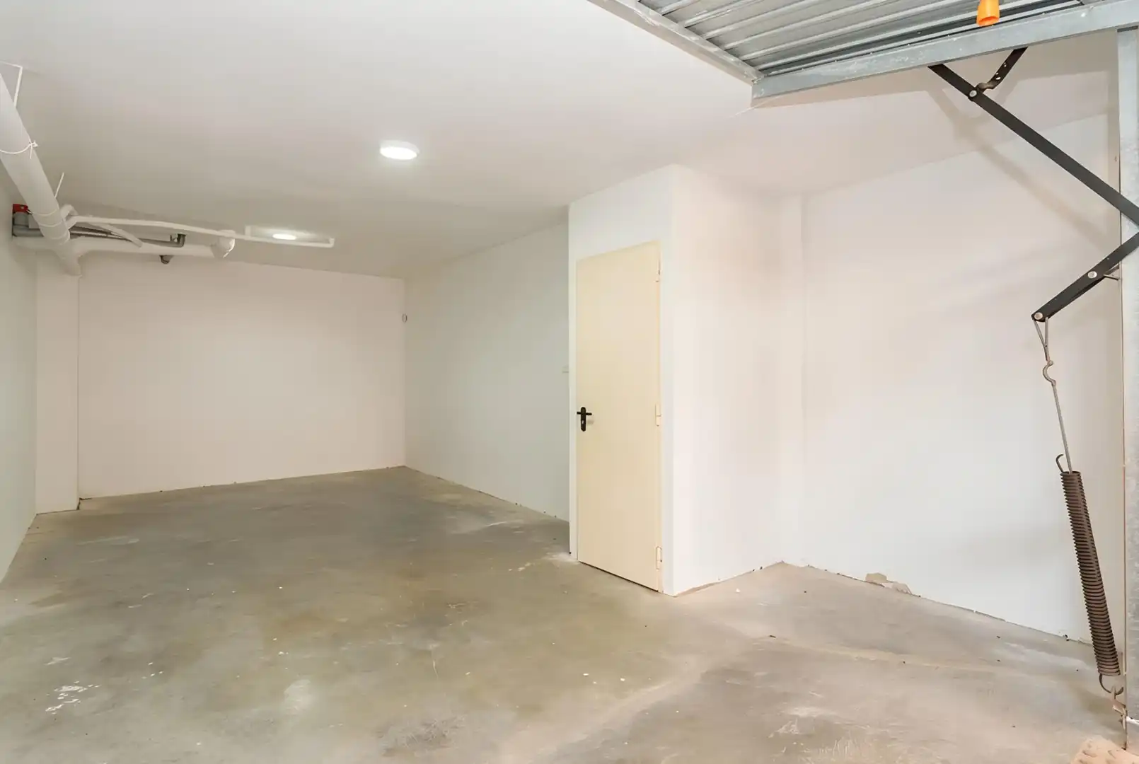 Houses for sale in Salobreña  with Air Conditioner, Terrace and Storage room