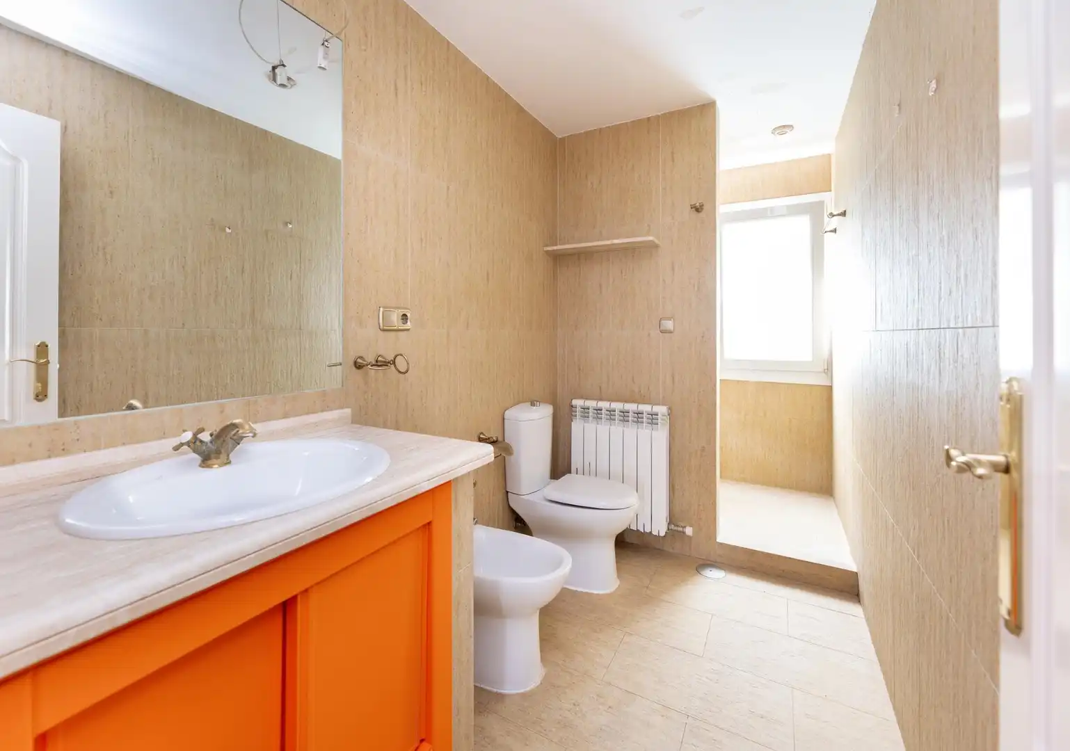 Bathroom of Houses for sale in Monachil  with Air Conditioner, Heating and Private garden