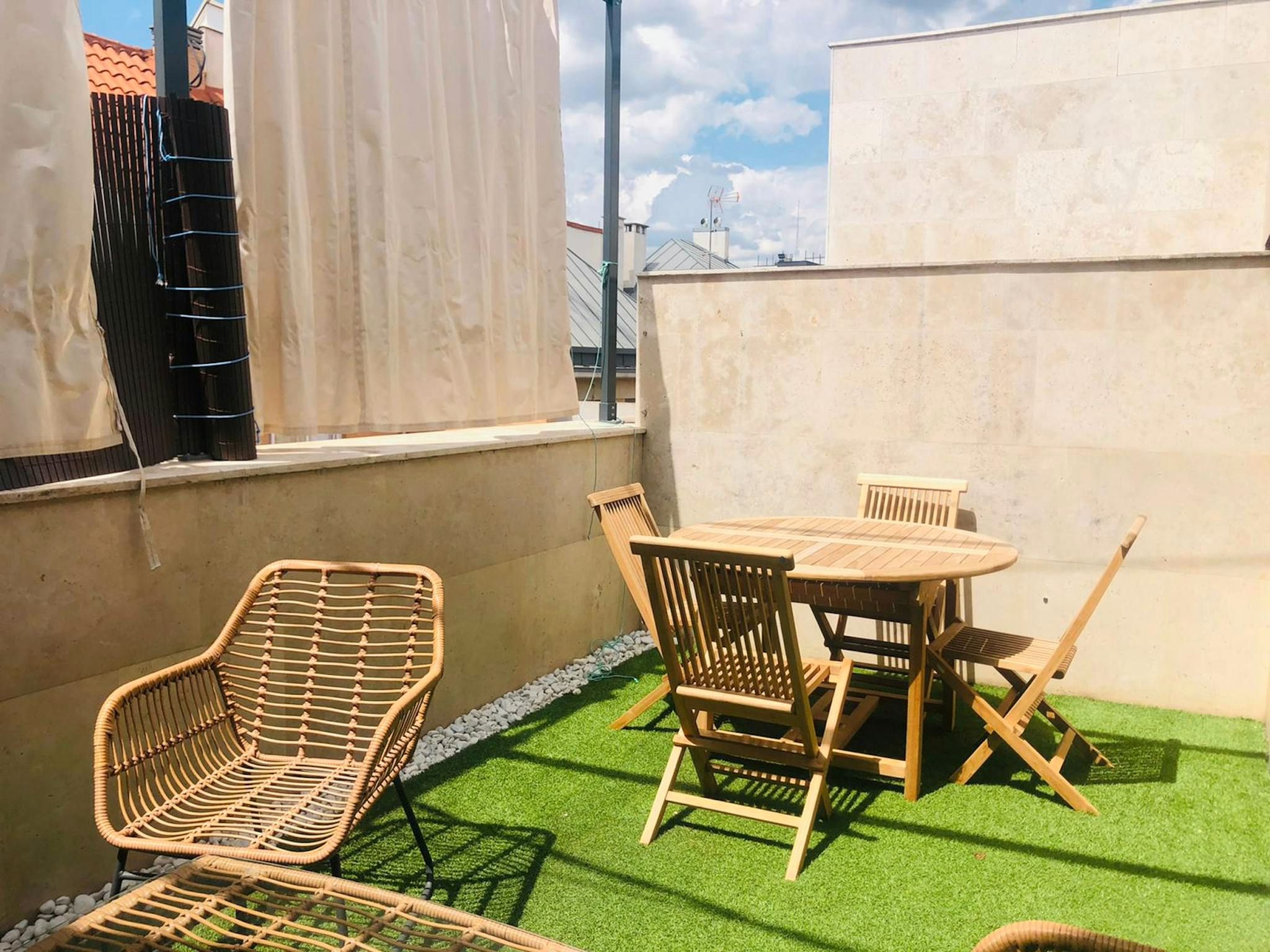 Terrace of Flat for rent in  Madrid Capital  with Air Conditioner, Heating and Furnished