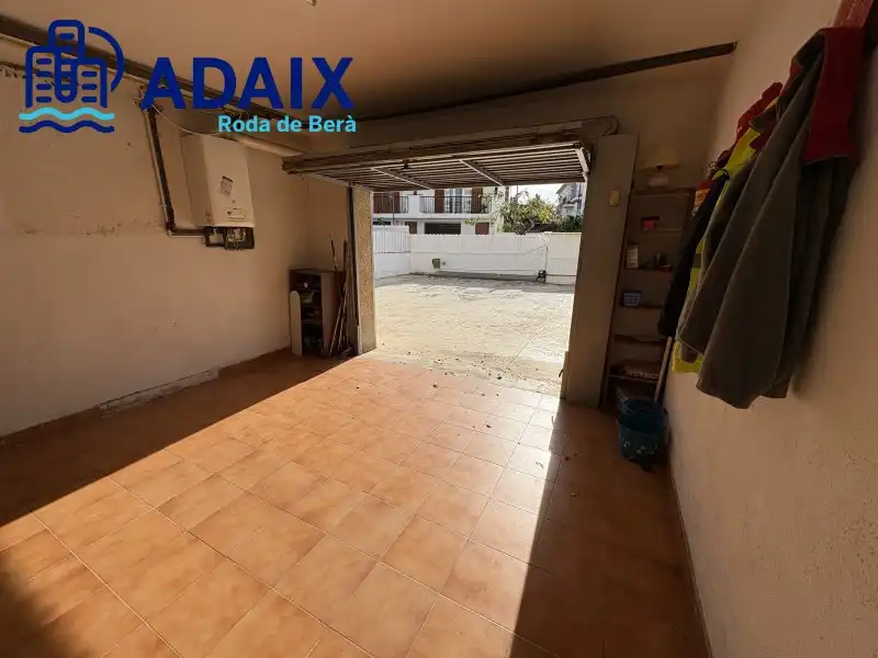 Casa adosada en venta en Roda de Berà