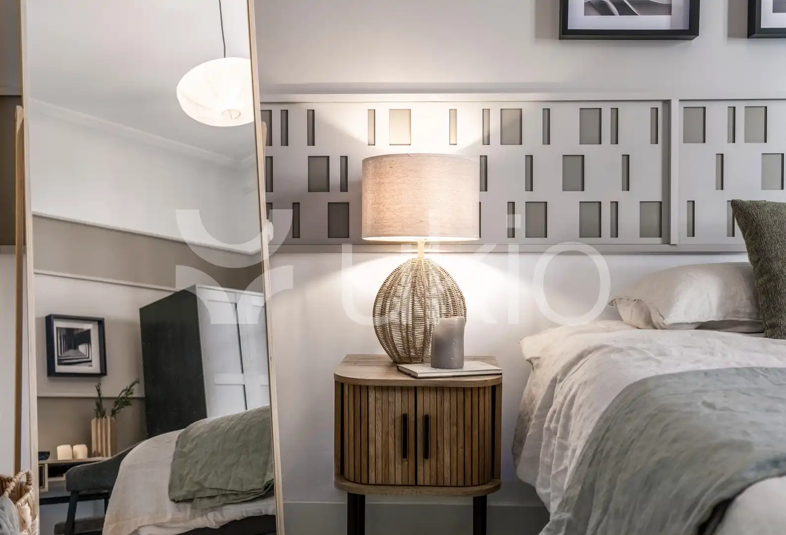 Dormitori de Apartament de lloguer en Madrid amb Aire condicionat, Calefacció i Terrassa